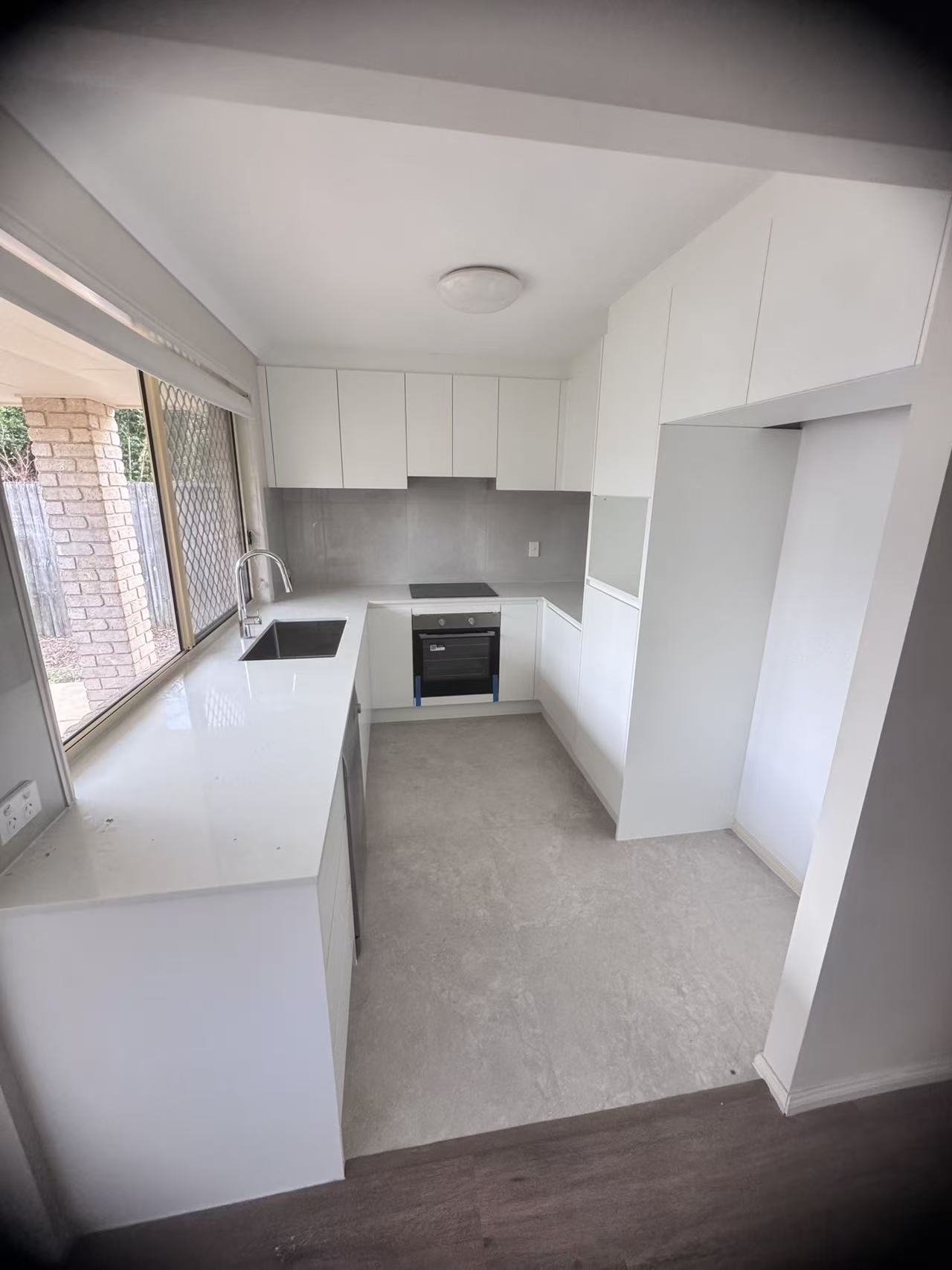 Kitchen & Laundry Fitout